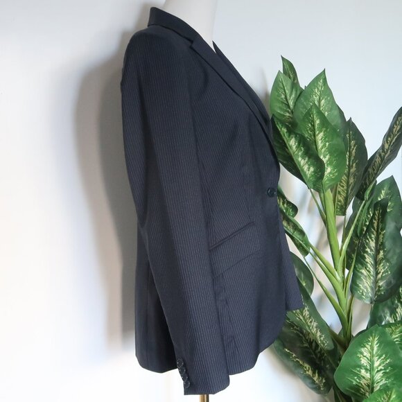 Brooks Brothers 100% Wool Navy Pinstripe Blazer Women’s Classic Office Size 6 - Picture 3 of 10